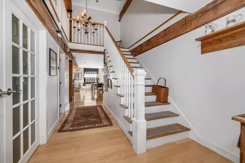 240 Jackson St #325, Lowell, MA 01852