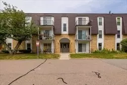 2 Shadowbrook Ln #4, Milford, MA 01757