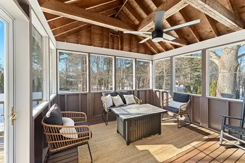 Exterior - 25 Wachusett Dr, Sutton, MA 01590 photo 4 of 10