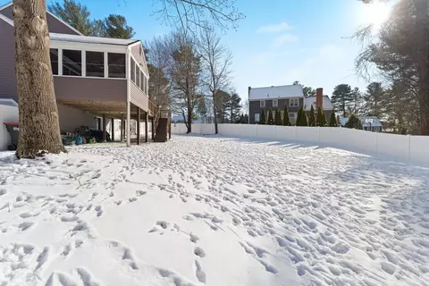 Exterior - 25 Wachusett Dr, Sutton, MA 01590 photo 8 of 10