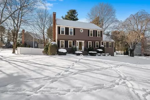 Exterior - 25 Wachusett Dr, Sutton, MA 01590 photo 10 of 10