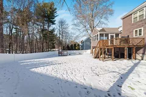 Exterior - 25 Wachusett Dr, Sutton, MA 01590 photo 9 of 10