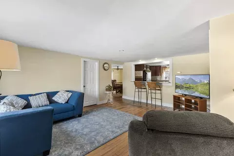 23 Edgewood Rd, Holbrook, MA 02343