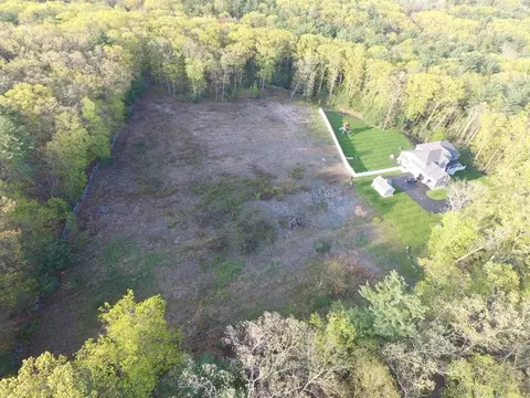 38 Pinehurst Dr # -A, Boxford, MA 01921