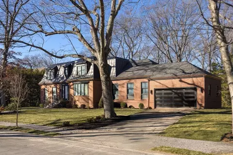 25 Aston Rd, Brookline, MA 02467