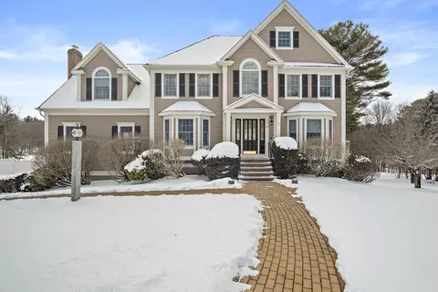 12 Oscars Way, North Reading, MA 01864