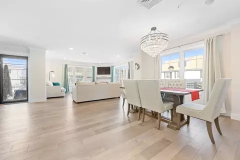 Dining - 269 Main St #1003, Reading, MA 01867 photo 1 of 2