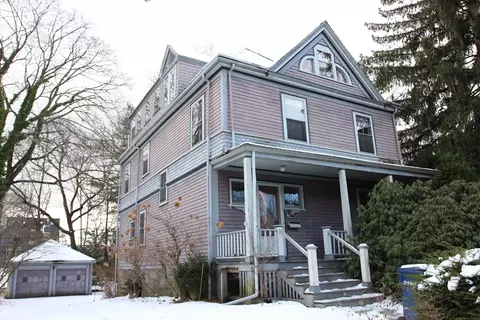 312 Lake Ave, Newton, MA 02461