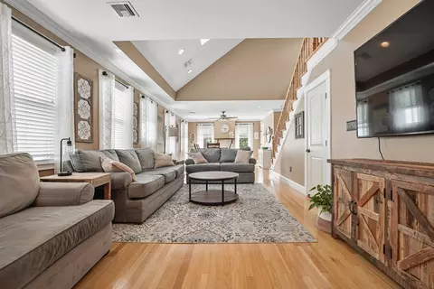 69 Jaques St, Somerville, MA 02145 photo 5