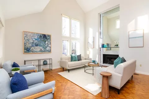 Other - 9 Benjamin Pl #9, Chestnut Hill, MA 02467 photo 2 of 13