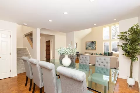 Dining - 9 Benjamin Pl #9, Chestnut Hill, MA 02467 photo 3 of 4