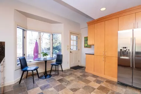 Kitchen - 9 Benjamin Pl #9, Chestnut Hill, MA 02467 photo 3 of 4