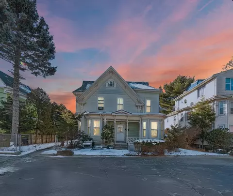 108 Empire St, Lynn, MA 01902