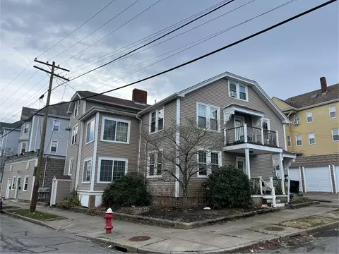 100-104 Adams St, New Bedford, MA 02746