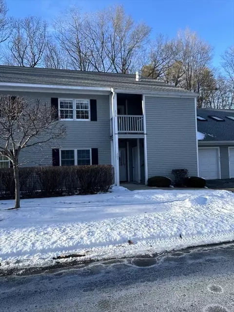 206 Country #206, Greenfield, MA 01301