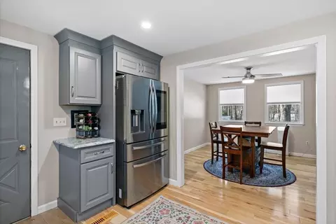 581 Forest St, Methuen, MA 01844 photo 9