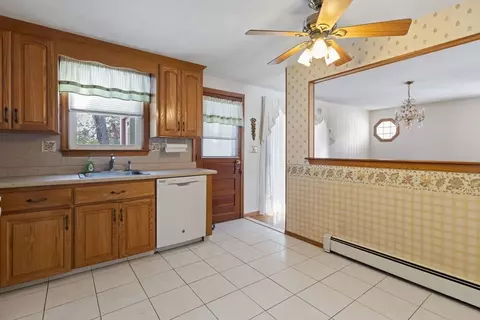 74 Oak Rd, Canton, MA 02021 photo 3