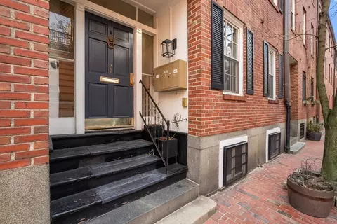 1 Melrose St #5, Boston, MA 02116