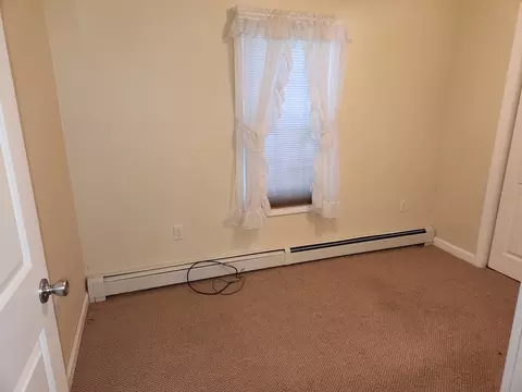 829 N Eastern Ave, Fall River, MA 02723 photo 9