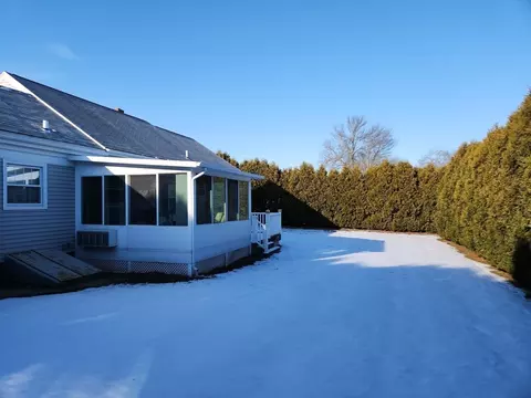 829 N Eastern Ave, Fall River, MA 02723 photo 14