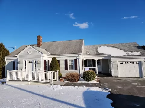 829 N Eastern Ave, Fall River, MA 02723 photo 1