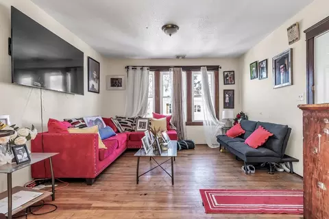 Living - 157 Ingleside Ave, Worcester, MA 01604 photo 7 of 7