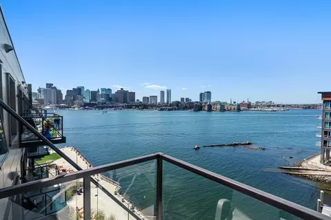 45 Lewis #PH15, Boston, MA 02128