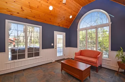 24 Hutchinson Rd, Sutton, MA 01590 photo 15