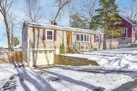 42 Russet Ln, Marlborough, MA 01752