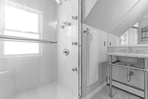 Bath - 79 High Plain Rd, Andover, MA 01810 photo 2 of 4