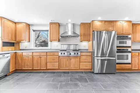 Kitchen - 79 High Plain Rd, Andover, MA 01810 photo 3 of 4