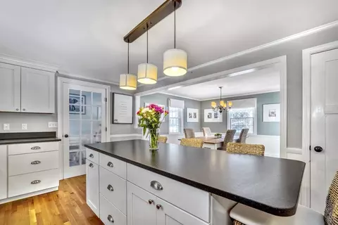 Kitchen - 143 Gardner St, Hingham, MA 02043 photo 4 of 5