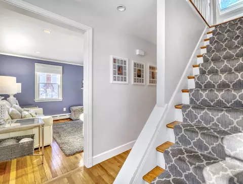 Entry Way - 143 Gardner St, Hingham, MA 02043 photo 1 of 5