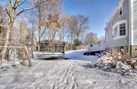 Exterior - 143 Gardner St, Hingham, MA 02043 photo 5 of 8