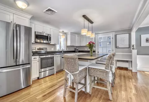 Kitchen - 143 Gardner St, Hingham, MA 02043 photo 1 of 5