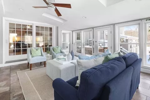 1 Oakcrest Rd, Hingham, MA 02043 photo 9