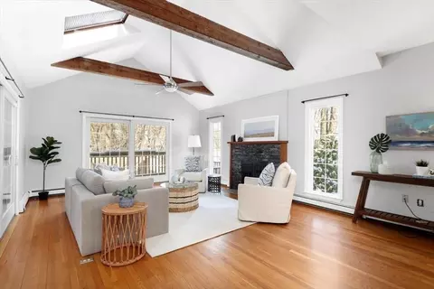 1 Oakcrest Rd, Hingham, MA 02043 photo 4