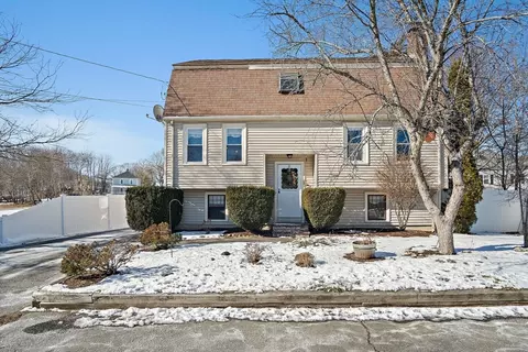 3 Livingstone Ave, Beverly, MA 01915
