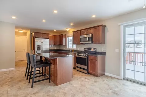 36 Wells St, Springfield, MA 01104 photo 8