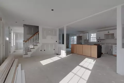 Living - 202 Nourse Rd, Ashby, MA 01431 photo 2 of 4