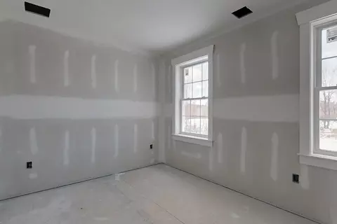 Bedroom - 202 Nourse Rd, Ashby, MA 01431 photo 9 of 12