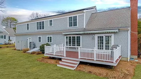 57 Regatta Dr, Mashpee, MA 02649 photo 6
