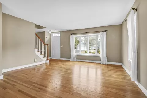 57 Regatta Dr, Mashpee, MA 02649 photo 9