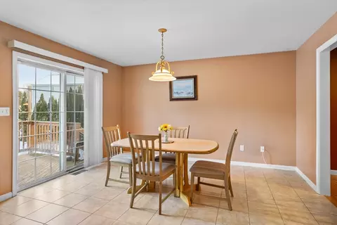 41 D St, Dracut, MA 01826 photo 8