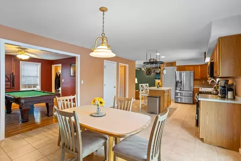 41 D St, Dracut, MA 01826 photo 6