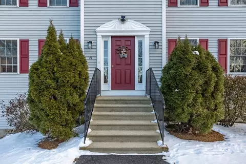 41 D St, Dracut, MA 01826 photo 2