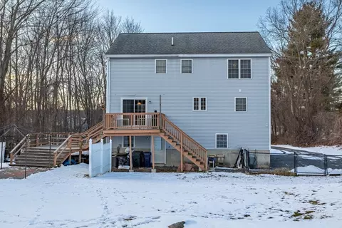 41 D St, Dracut, MA 01826 photo 3
