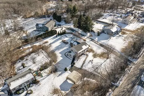 7 Burt St, Berkley, MA 02779 photo 39