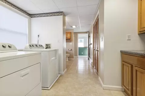 7 Burt St, Berkley, MA 02779 photo 27