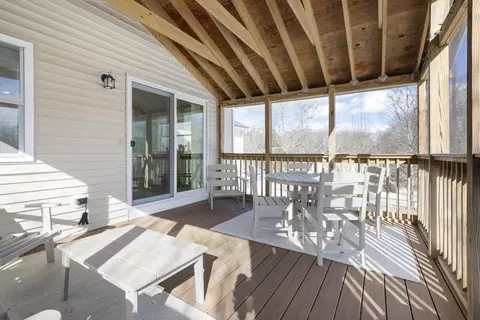 7 Burt St, Berkley, MA 02779 photo 20